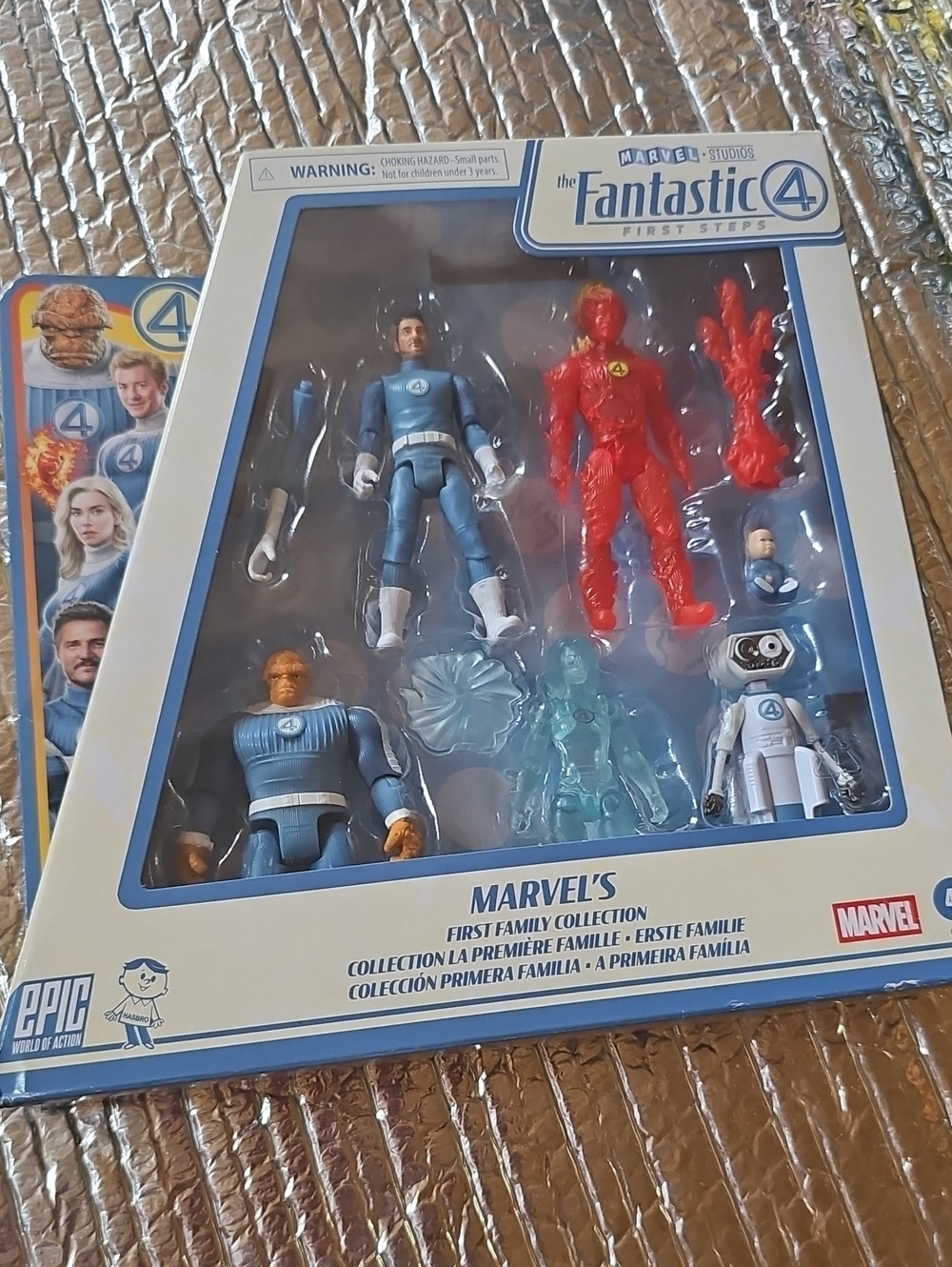 Marvel Fantastic Four First Family Collection - Blue & Red Figures